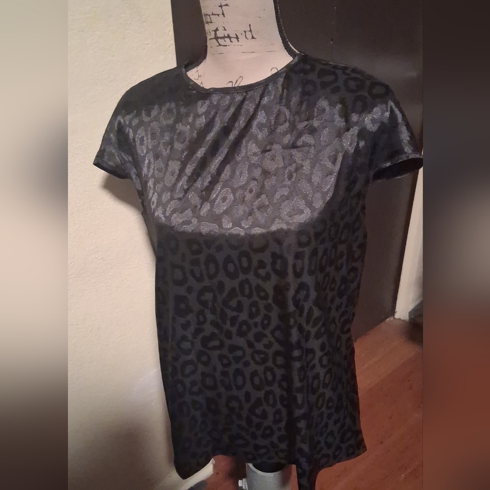 SHEIN Black Leopard Print Short Sleeve Top